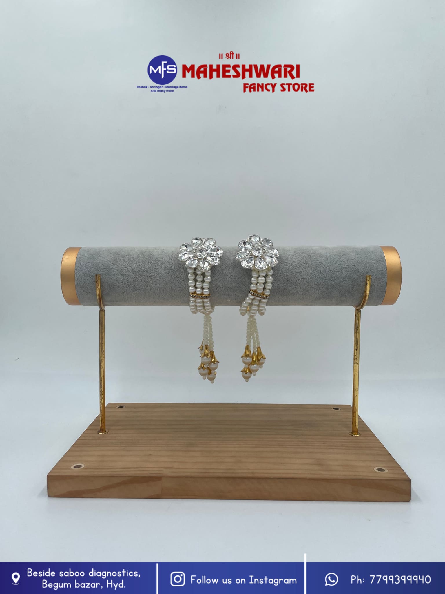 Swagat Bracelet Moti Stone